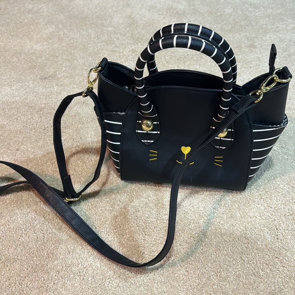 Betsey Johnson cat purse